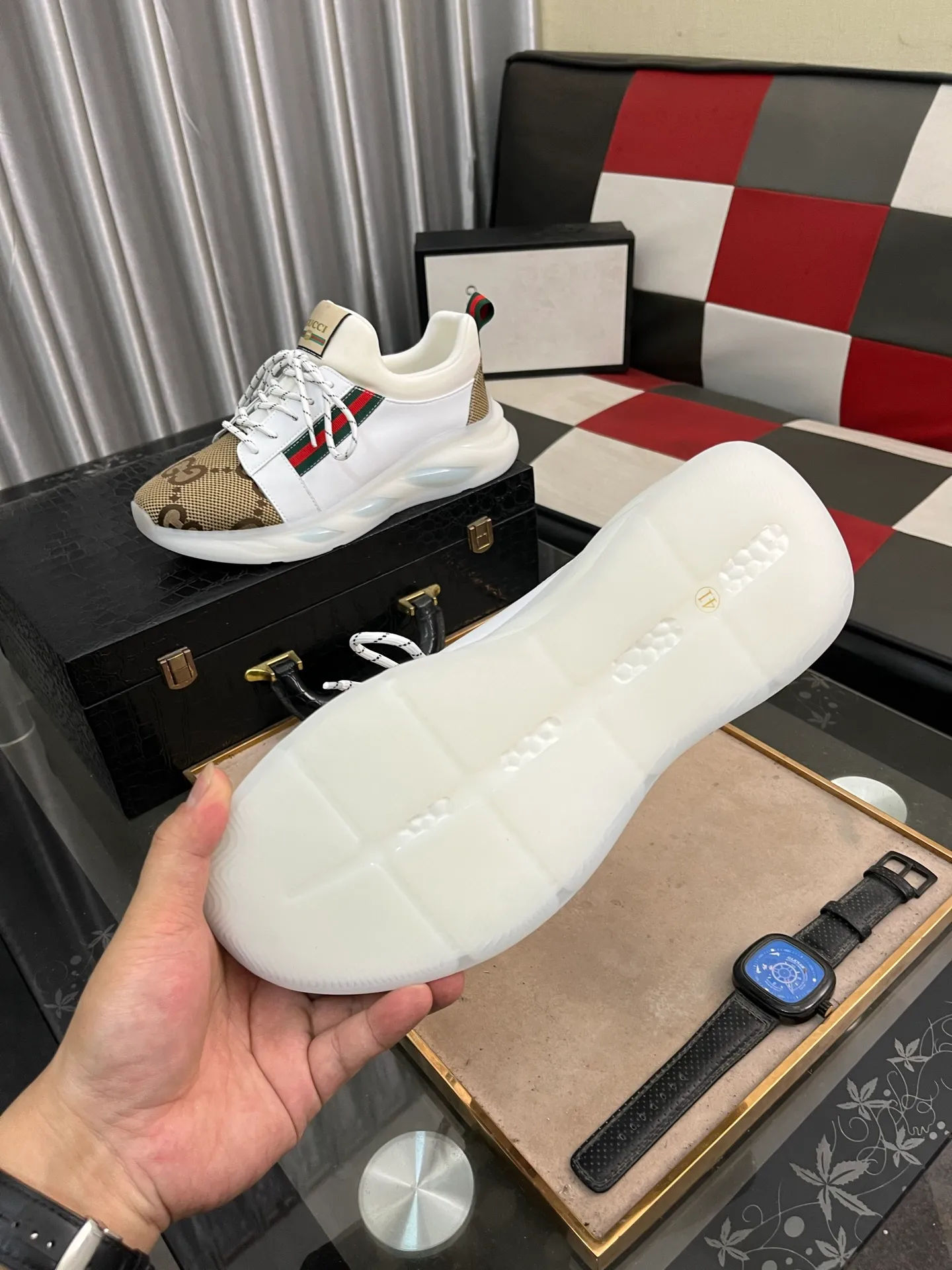 Men's shoes 💰440⌚️⌚️[GUCCI] The latest trendy men's casual shoes, the fabric is made of embossed cowhide imported from Italy, comfortable sheepskin lining + feet, the original outsole is wear-resistant and non-slip, high-level version, size: 38-442️⃣Colors available